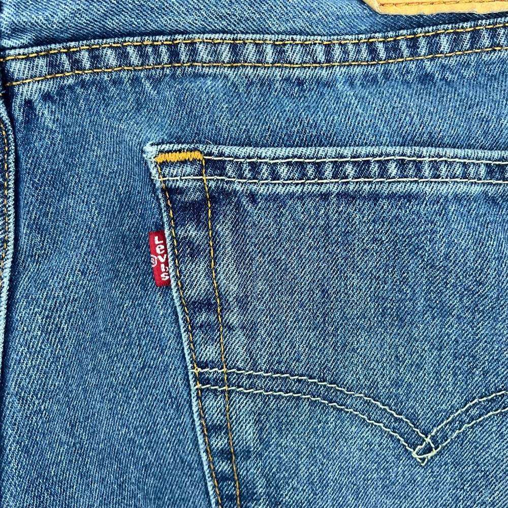 Levi Strauss & Co. 505 Mens Size 36x29 Straight Ankle Jeans Blue Denim 5-Pocket - Picture 10 of 12